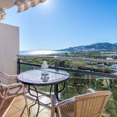 Apartamento En El Mirador De 内尔哈 外观 照片