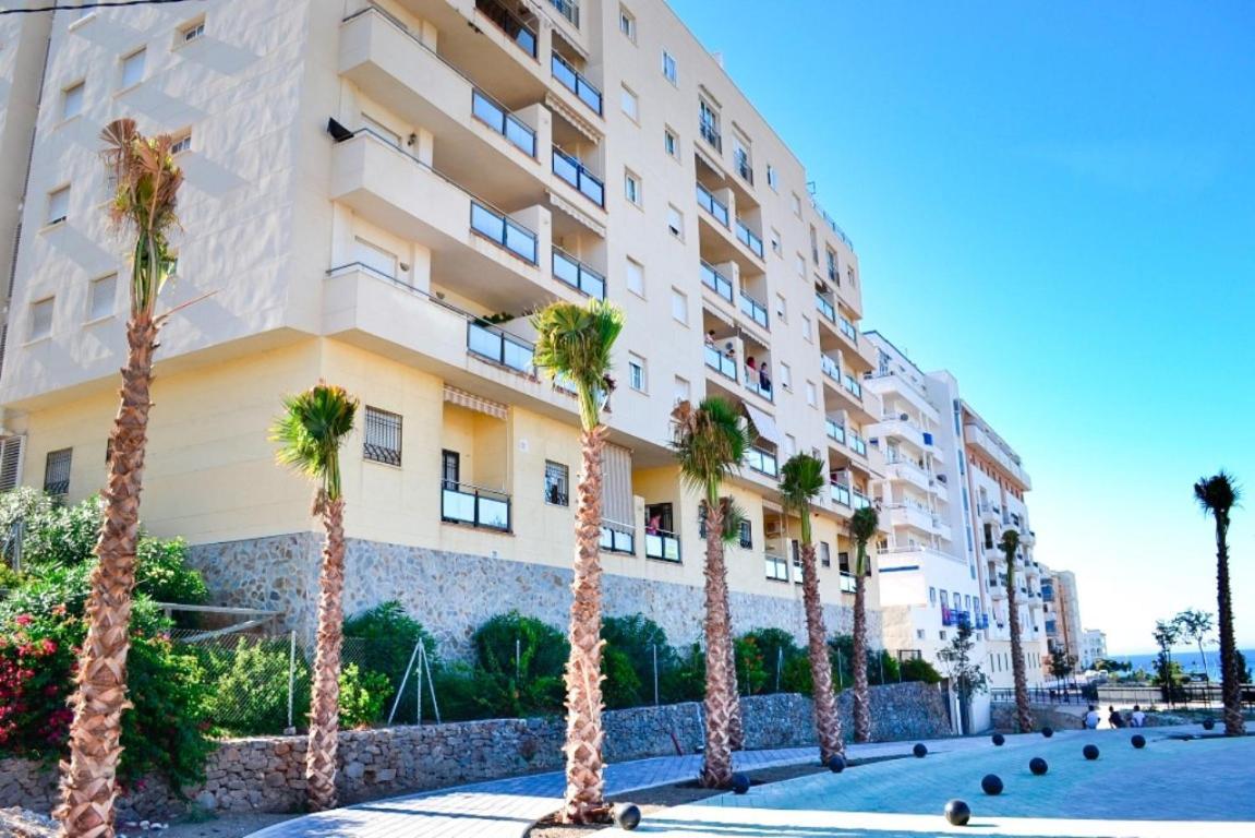 Apartamento En El Mirador De 内尔哈 外观 照片